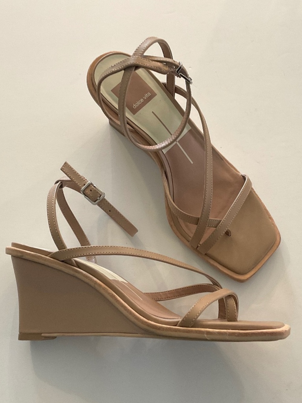 DOLCE VITA Gemini Ankle Strap Wedge Sandal in Tan/Nude Size 6 NEW